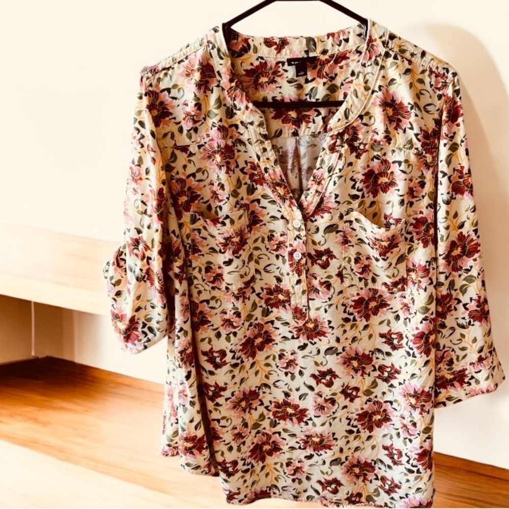 Torrid PreLoved 3/4 Sleeve Floral Print Women's Plus Top - Picture 2 of 8